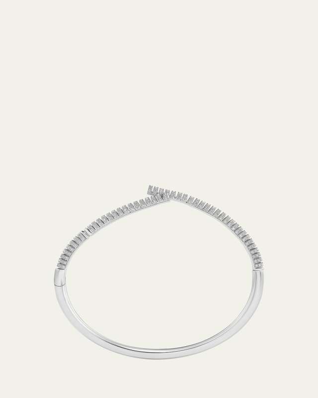 18K White Gold Oera Half-Ribbed Diamond Bangle Bracelet